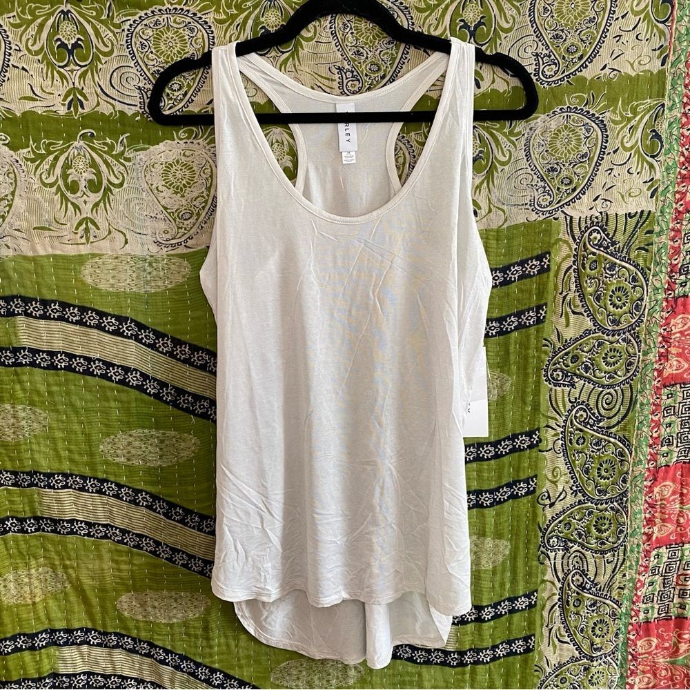 NWT Varley Light Gray Anta Relaxed Racerback Activewear Tanktop Size Medium